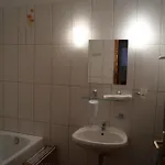 Emanapartmanok * Sárvár