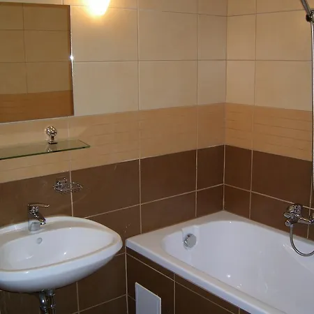 Emanapartmanok Sarvar Apartment