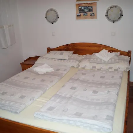 Emanapartmanok Sárvár