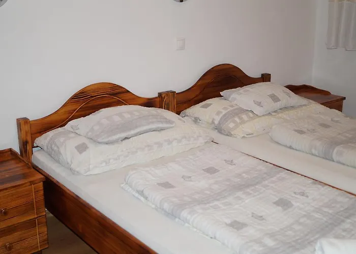 Emanapartmanok Apartamento Sárvár